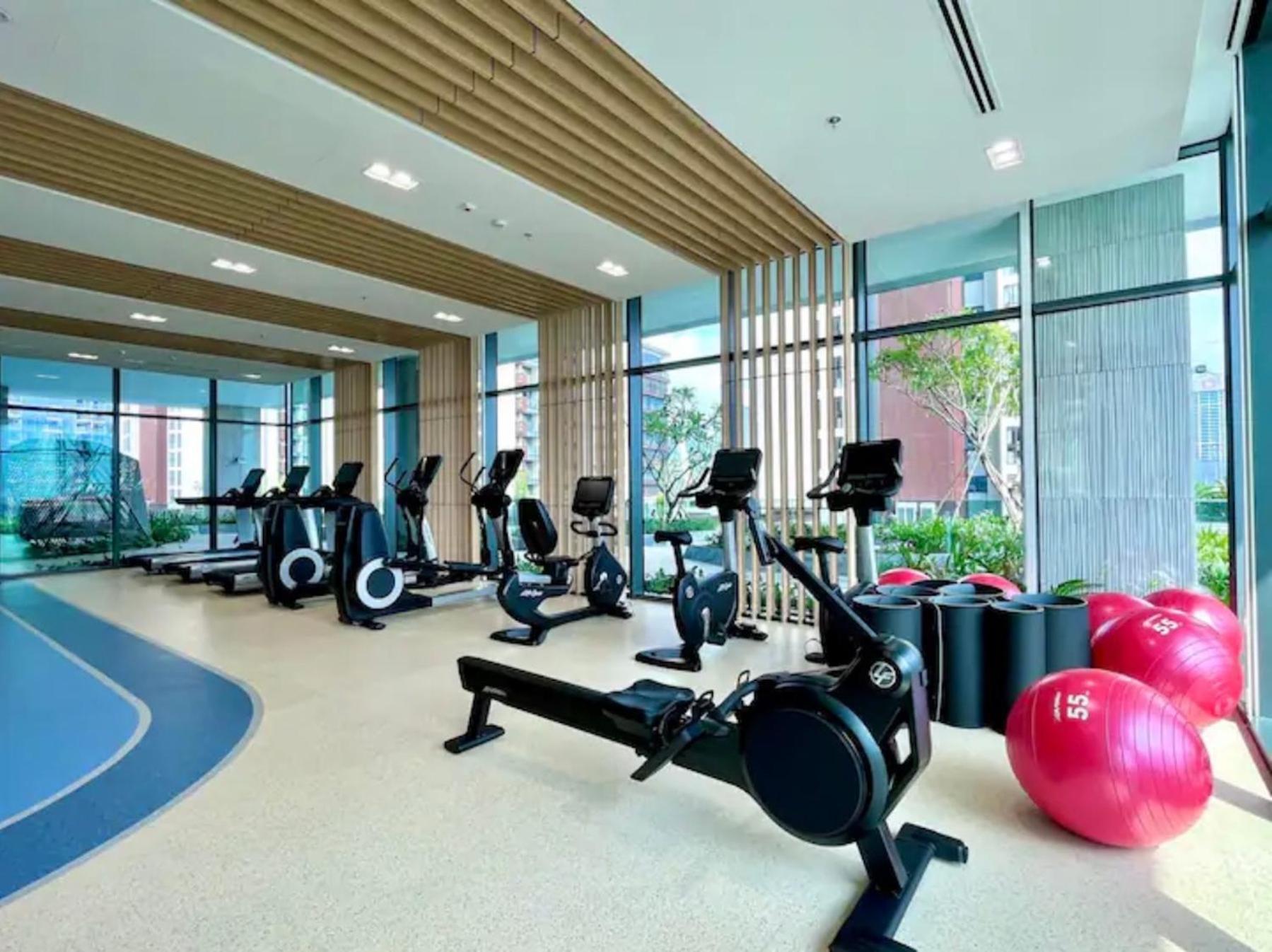 The Metropole -Complex "Opera, Crest, Galleria " -Free Pool-Gym-Sauna Room-Yoga Room Bandar Ho Chi Minh Luaran gambar