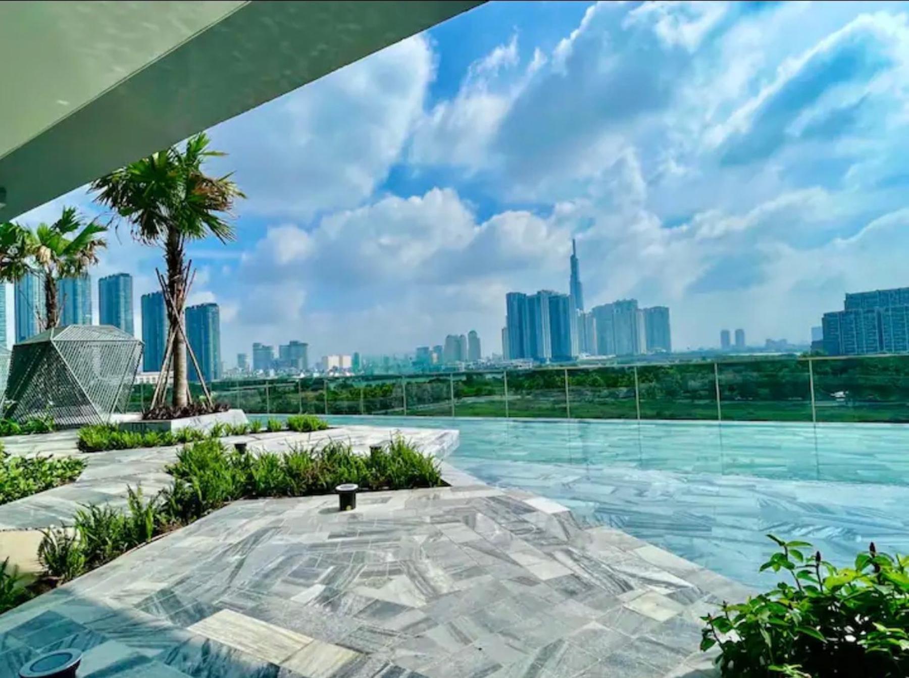 The Metropole -Complex "Opera, Crest, Galleria " -Free Pool-Gym-Sauna Room-Yoga Room Bandar Ho Chi Minh Luaran gambar