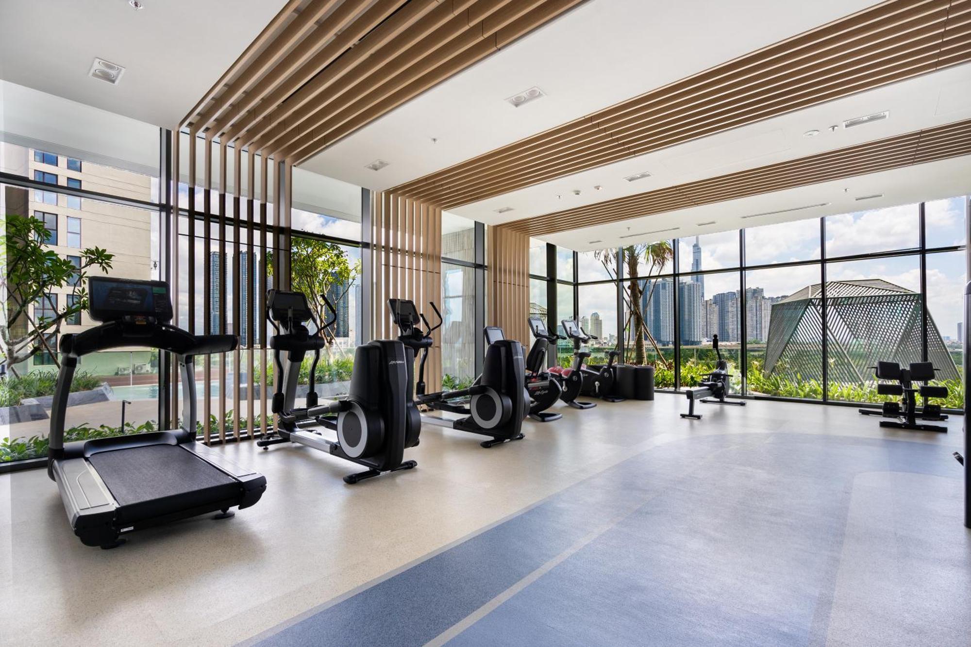 The Metropole -Complex "Opera, Crest, Galleria " -Free Pool-Gym-Sauna Room-Yoga Room Bandar Ho Chi Minh Luaran gambar
