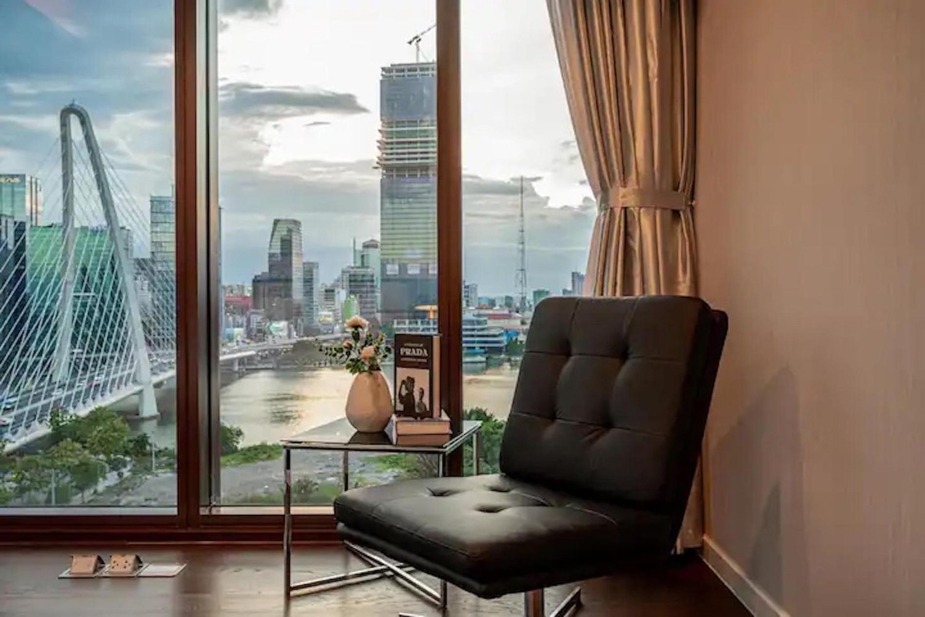 The Metropole -Complex "Opera, Crest, Galleria " -Free Pool-Gym-Sauna Room-Yoga Room Bandar Ho Chi Minh Luaran gambar
