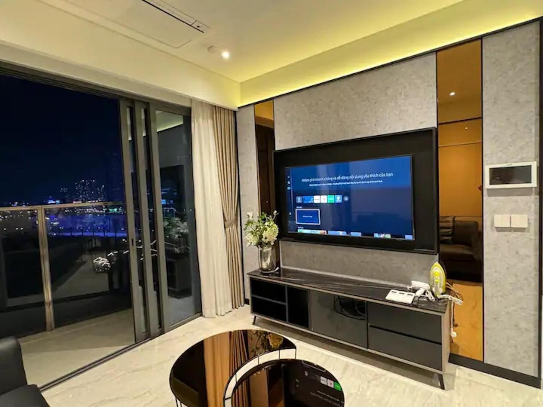 The Metropole -Complex "Opera, Crest, Galleria " -Free Pool-Gym-Sauna Room-Yoga Room Bandar Ho Chi Minh Luaran gambar