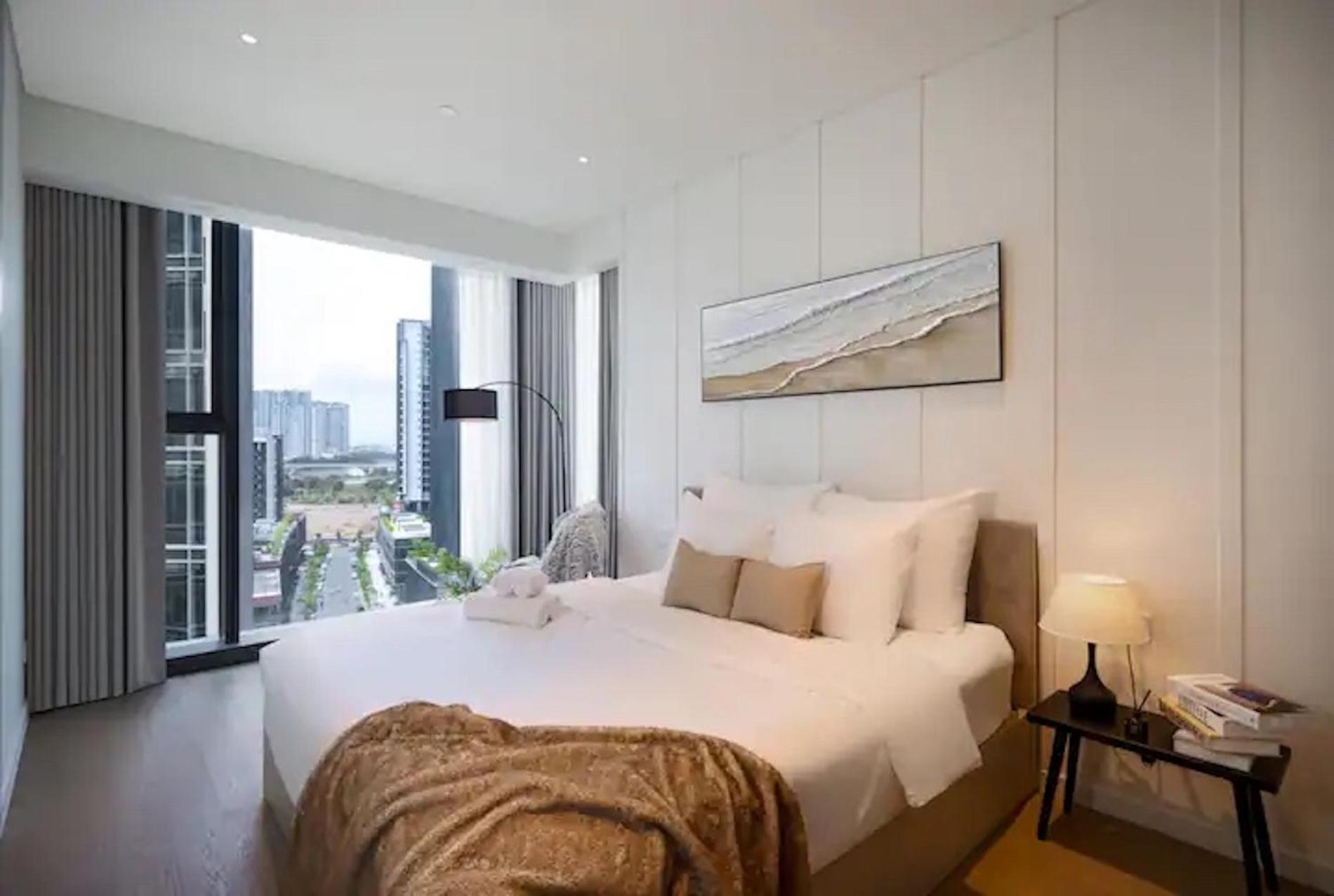 The Metropole -Complex "Opera, Crest, Galleria " -Free Pool-Gym-Sauna Room-Yoga Room Bandar Ho Chi Minh Luaran gambar