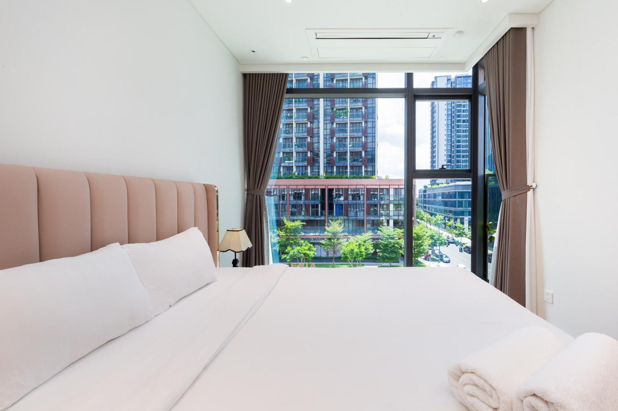 The Metropole -Complex "Opera, Crest, Galleria " -Free Pool-Gym-Sauna Room-Yoga Room Bandar Ho Chi Minh Luaran gambar