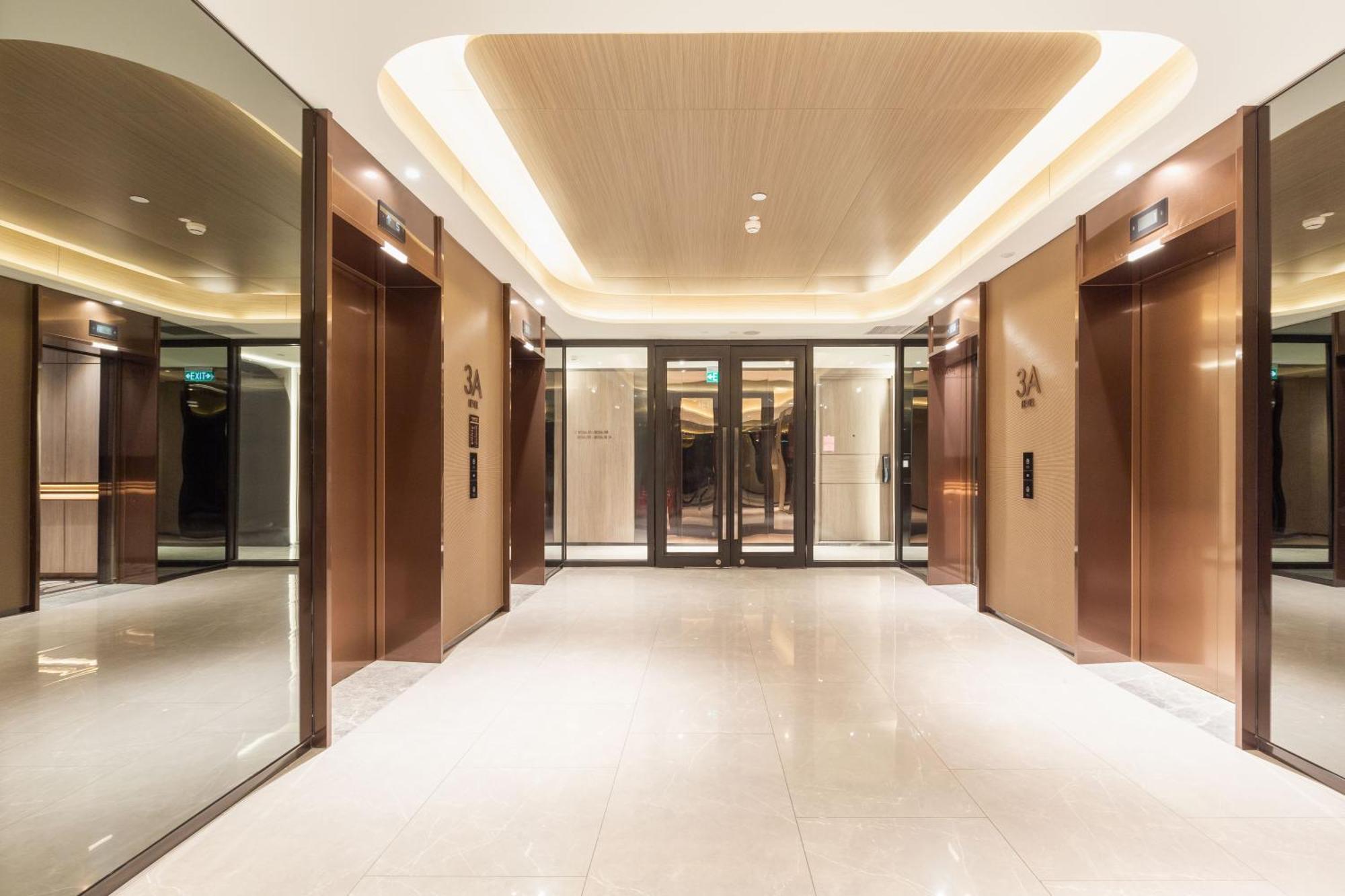 The Metropole -Complex "Opera, Crest, Galleria " -Free Pool-Gym-Sauna Room-Yoga Room Bandar Ho Chi Minh Luaran gambar